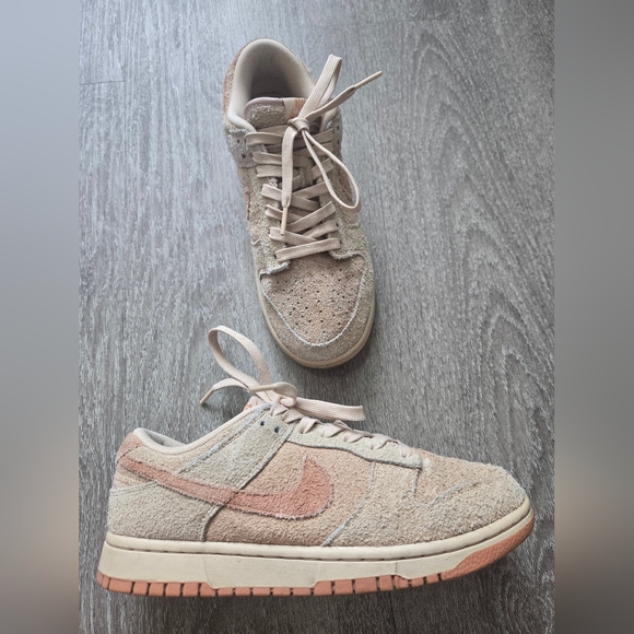 Nike Dunk Low Sanddrift Amber Brown Shaggy Suede Sneakers Wmns 8 - Picture 9 of 9